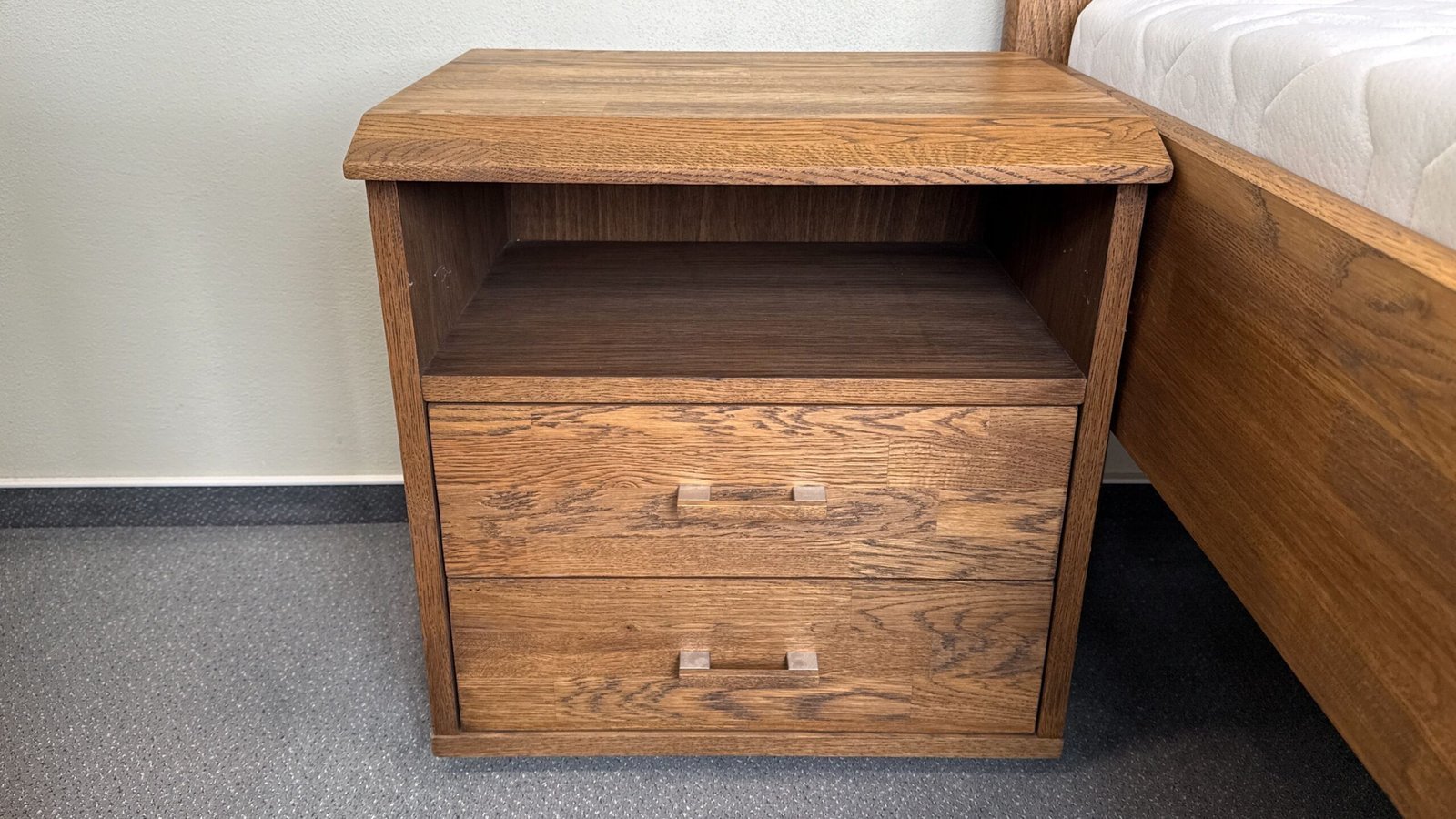 Postel z masivu Deneris STAR - Obrázek 3